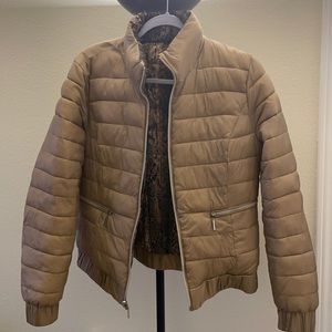 Tahari reversible lightweight puffer jacket